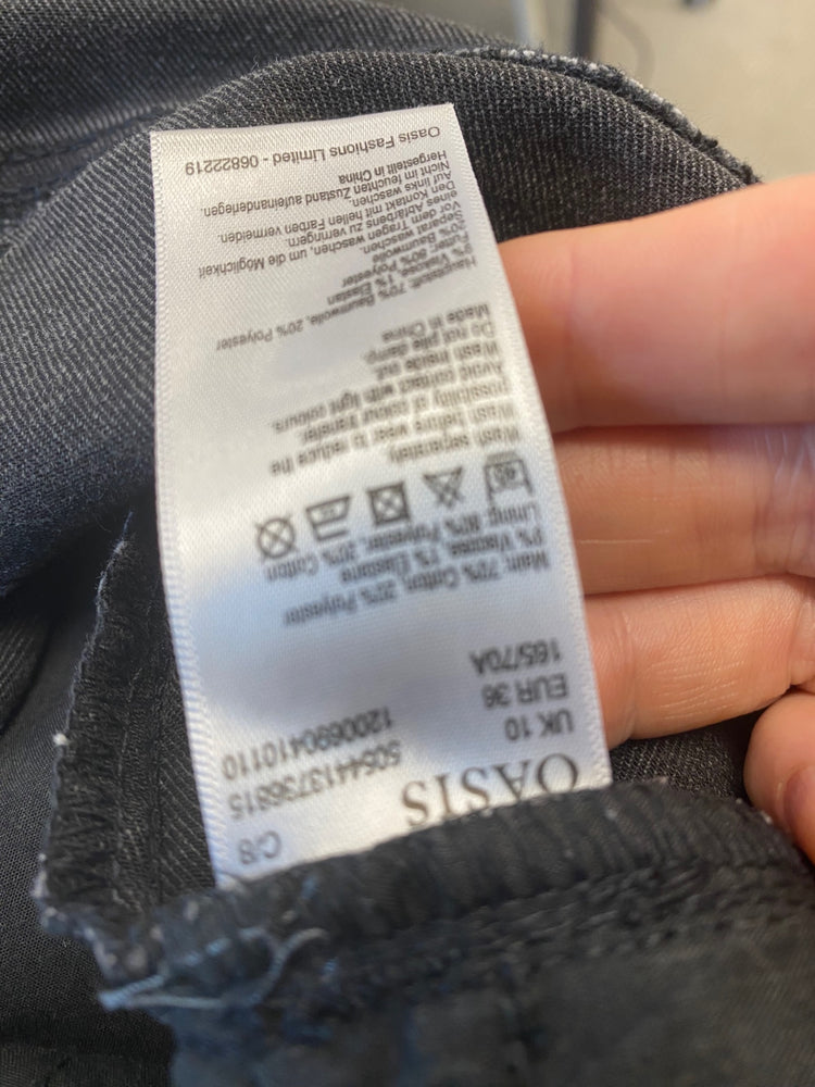 Gorgeous duo of Oasis Shorts UK10 White & Black/ grey LF003