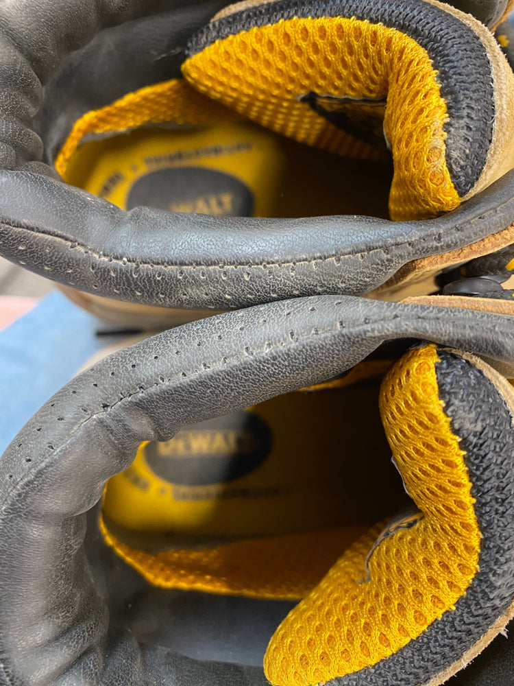 Gorgeous DeWalt Work Boots UK5 Honey Bolster Steel Toecap HG003