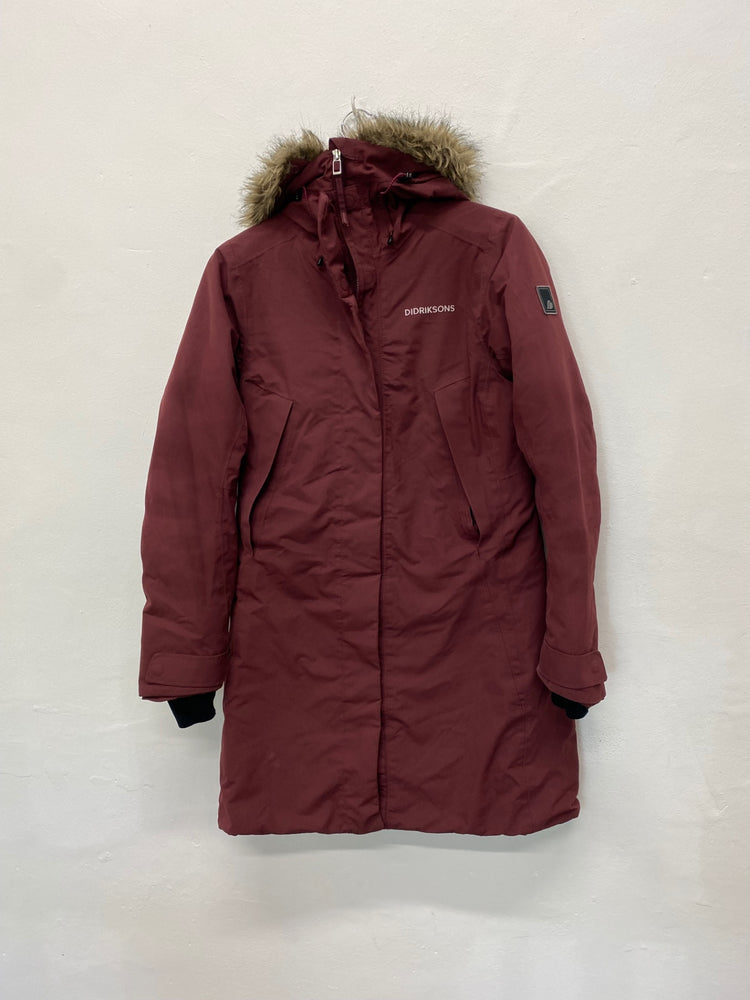 Gorgeous DIDRIKSONS Winter Coat Uk8 Maroon with Faux Fur trim GM003