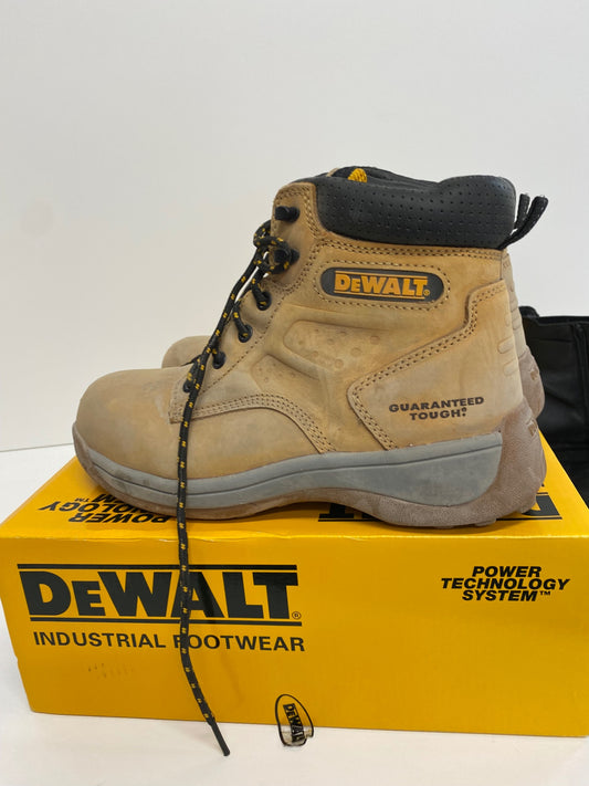 Gorgeous DeWalt Work Boots UK5 Honey Bolster Steel Toecap HG003