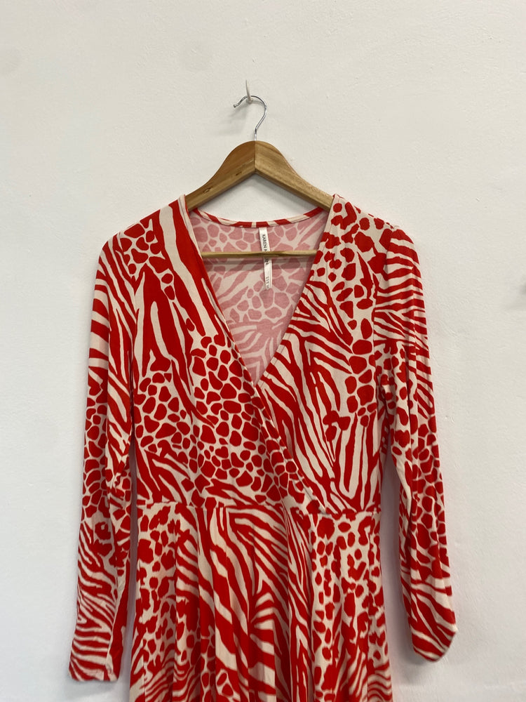 Fabulous Karen Millen Dress UK12 Red beige animal print BM051