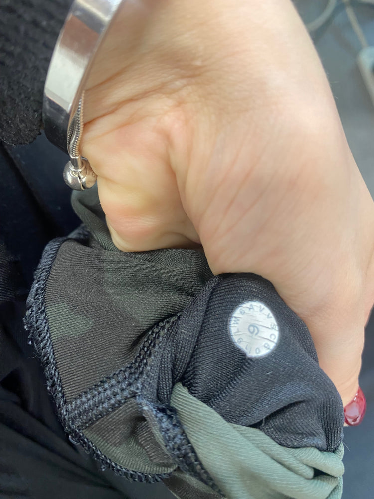 Fabulous Lululemon Leggings UK10 Black camouflage active FK116