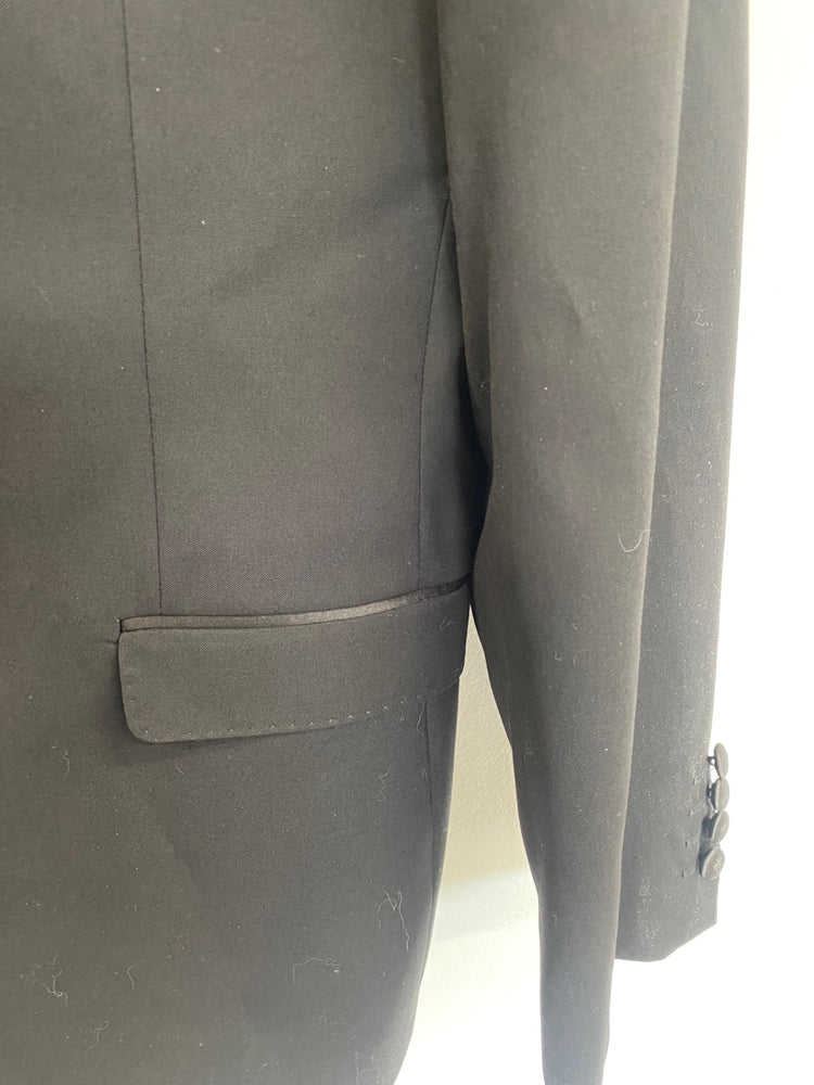 Amazing Moss Bros Dinner suit 40R Black