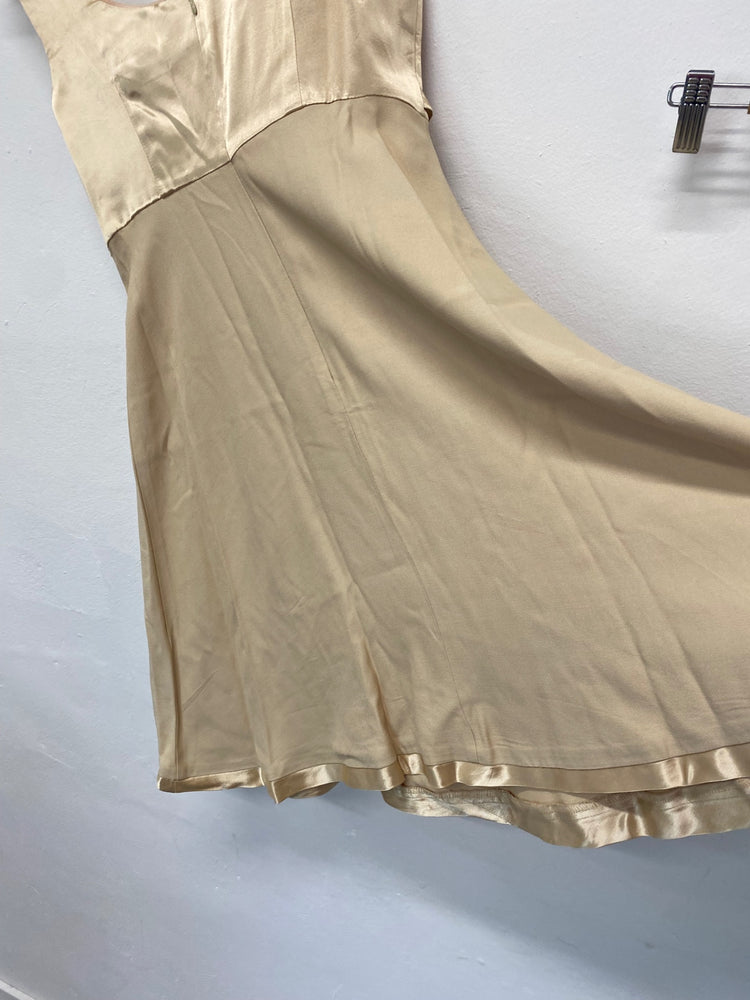 Amazing vintage Y2K CDC Evening Dress UK12 Champagne Ribbon trim FK116