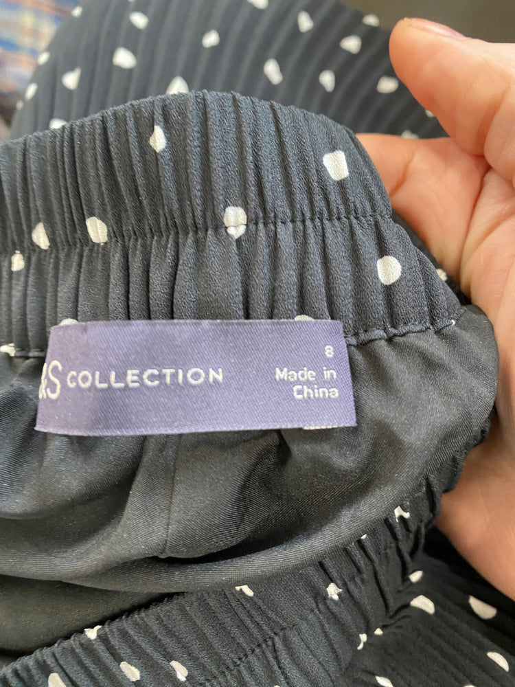 Amazing Marks & Spencers spotted pleated Midi Skirt Uk8 Black & white HT149