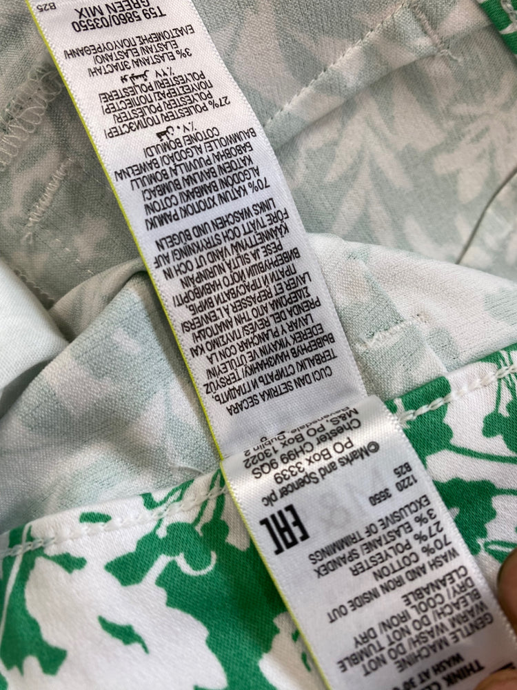 Amazing Marks & Spencers paisley floral Cropped trousers UK8 Short Green & White HL149