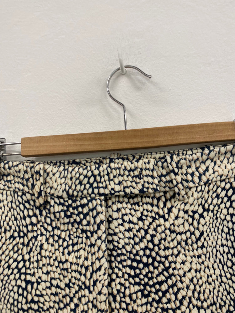 Fabulous Marks & Spencers The Mia Trousers UK8 Beige & Navy Peg HT149