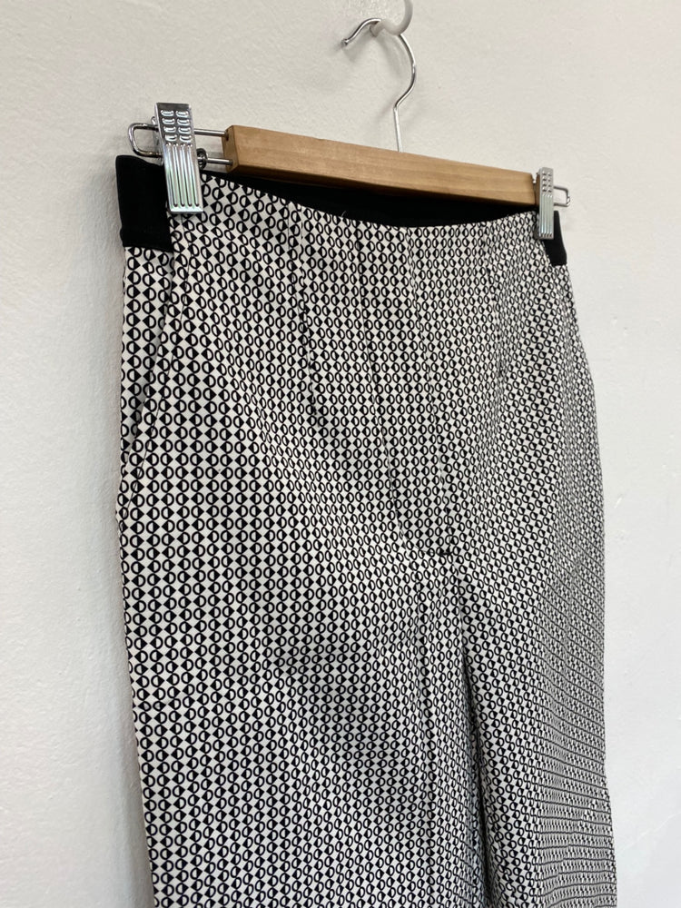Amazing Marks and Spencer peg Trousers UK8 Black & White Monochrome HT149