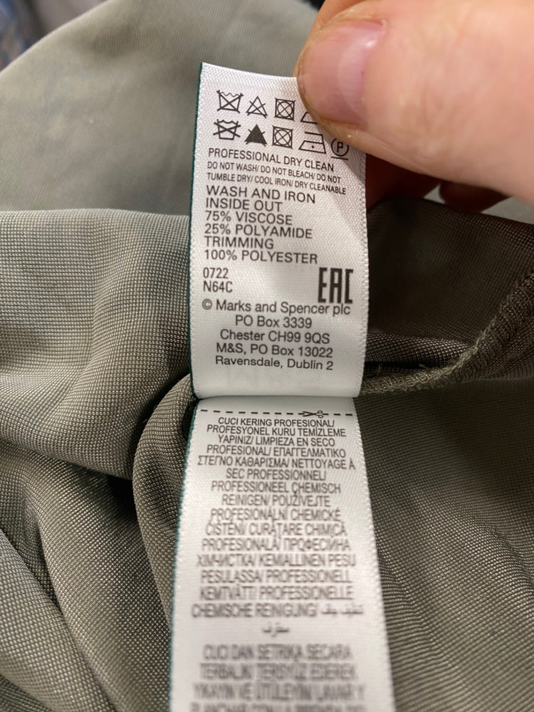 Amazing Per Una velvet Blouse UK6 Olive Green Black swirls oriental HT149