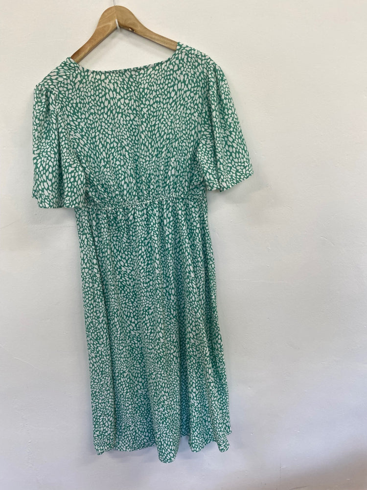 Fabulous DP romantic summer tea Dress Uk14 Green & white HT149