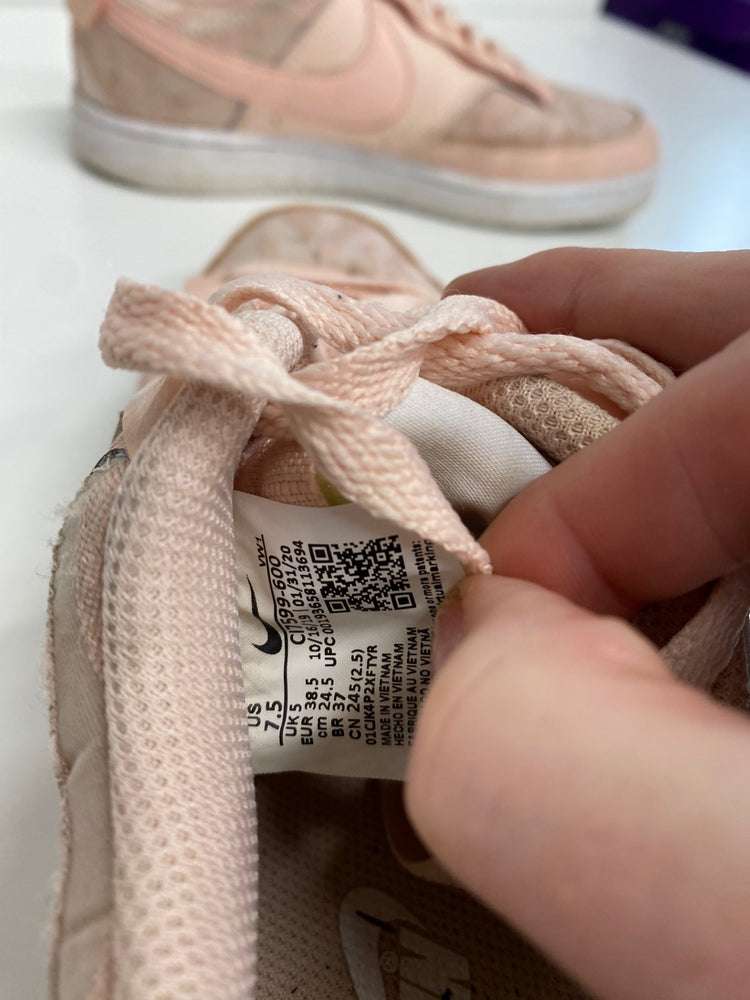 Fabulous Nike Court Vision Premium Low Leather Sneakers UK5 Apricot JM182