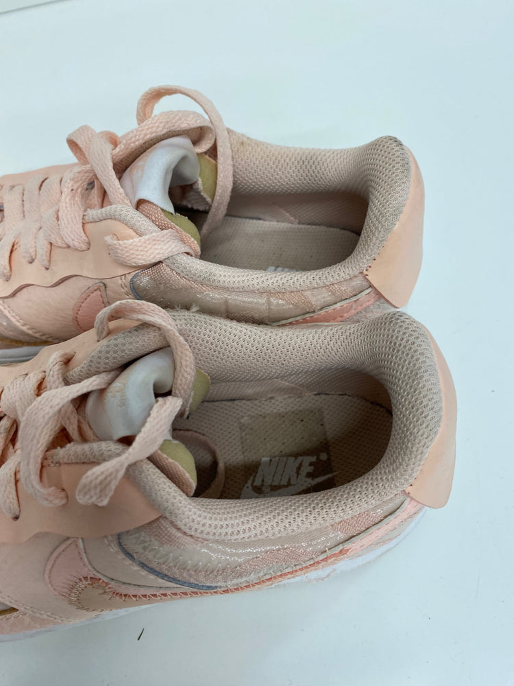 Fabulous Nike Court Vision Premium Low Leather Sneakers UK5 Apricot JM182