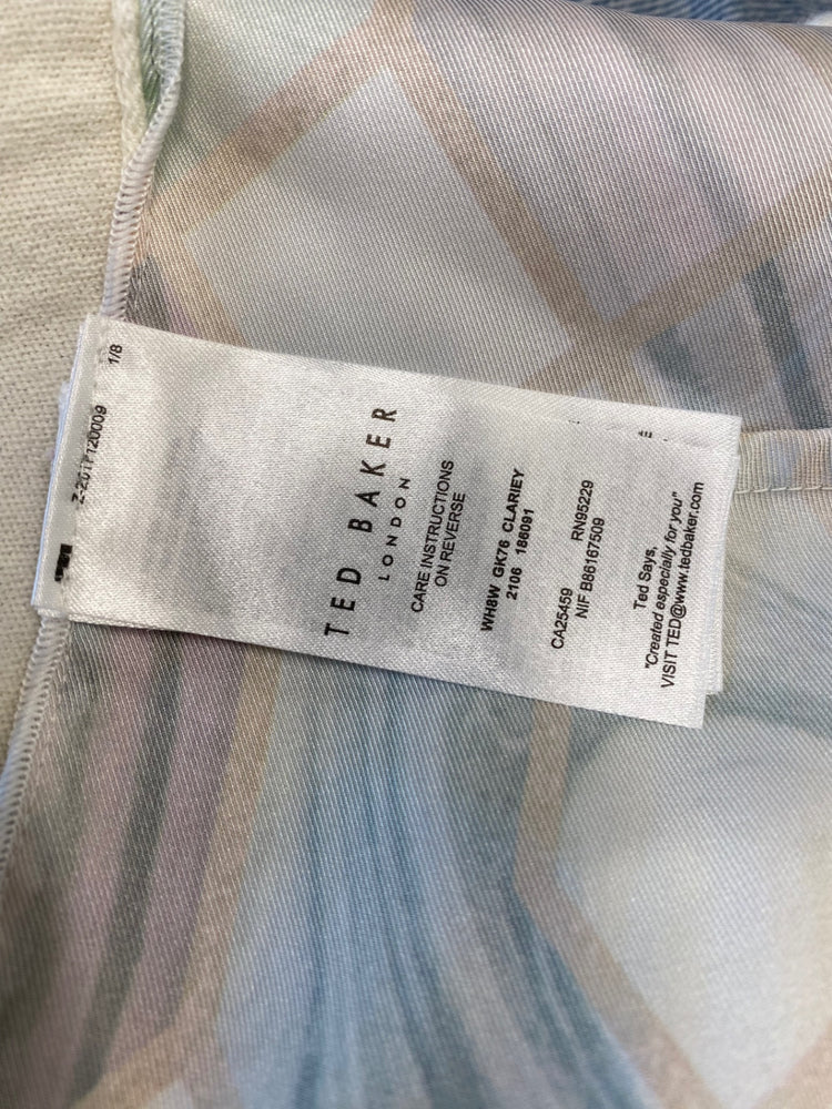 Fabulous Ted Baker Sleeveless pleated back Top Uk14-16 Size 4 Cream BM001