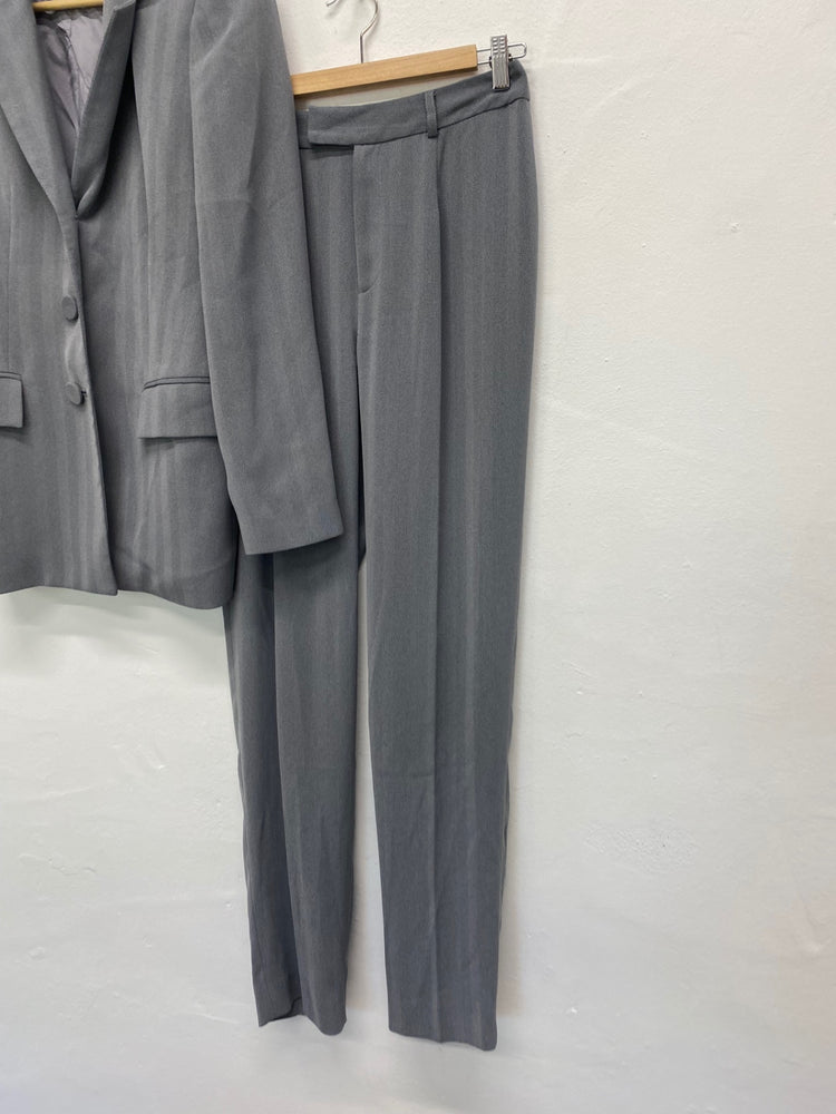 Fabulous Patsy Seddon Phase Eight vintage Y2K Suit UK10 Jacket uk12 trousers Grey BT001