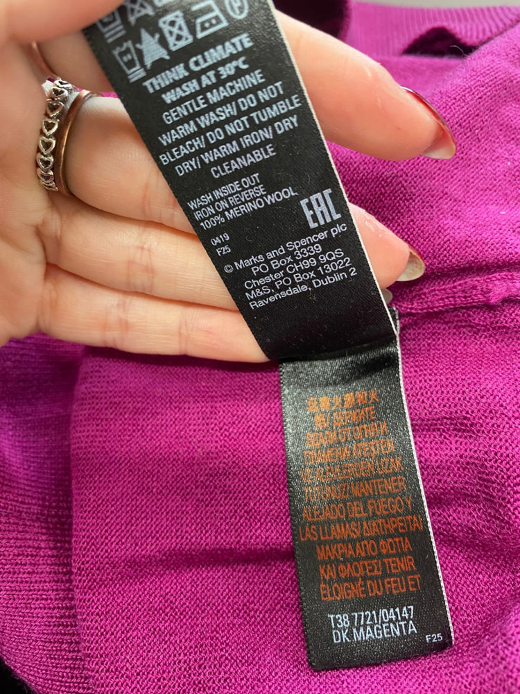 Fabulous M&S Sweater UK12 Magenta wool jumper DC433