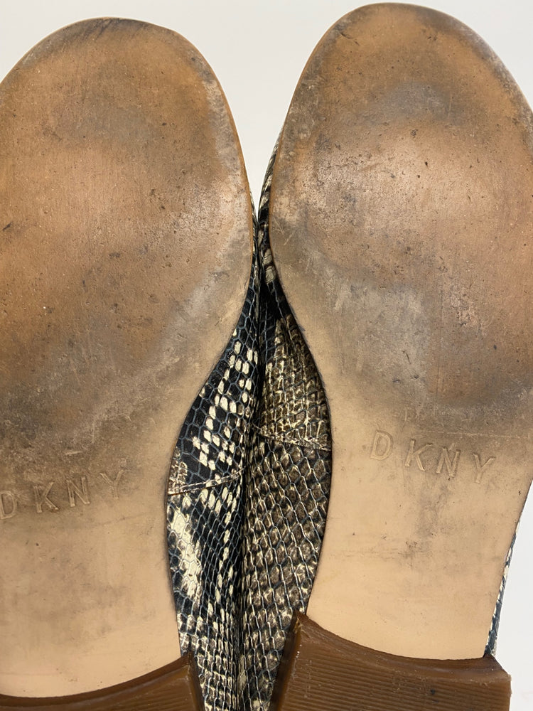 Fabulous DKNY Python Grey Green Loafers UK5 embossed leather NR001