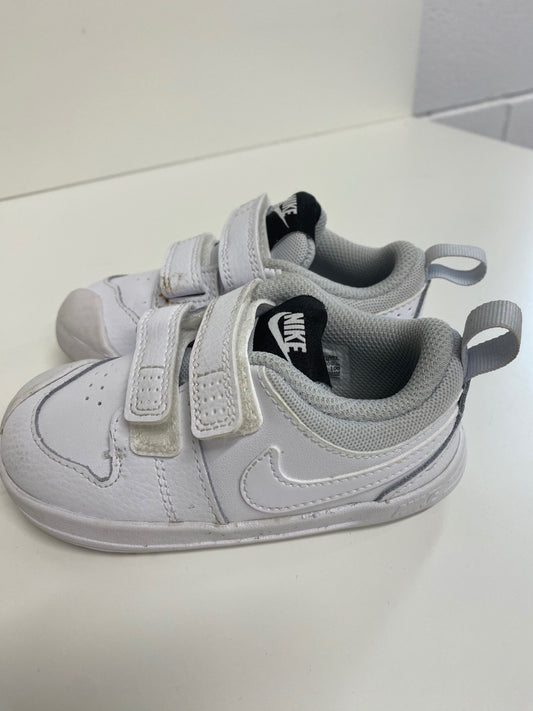Fabulous Nike Pico 5 toddler Sneakers EUR 23.5 White Classics ML435