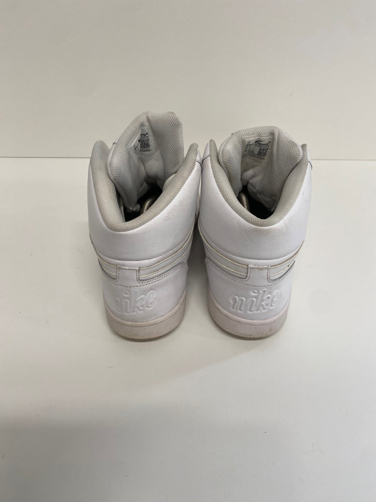 Fabulous Nike Ebernon mid Sneakers UK10 White