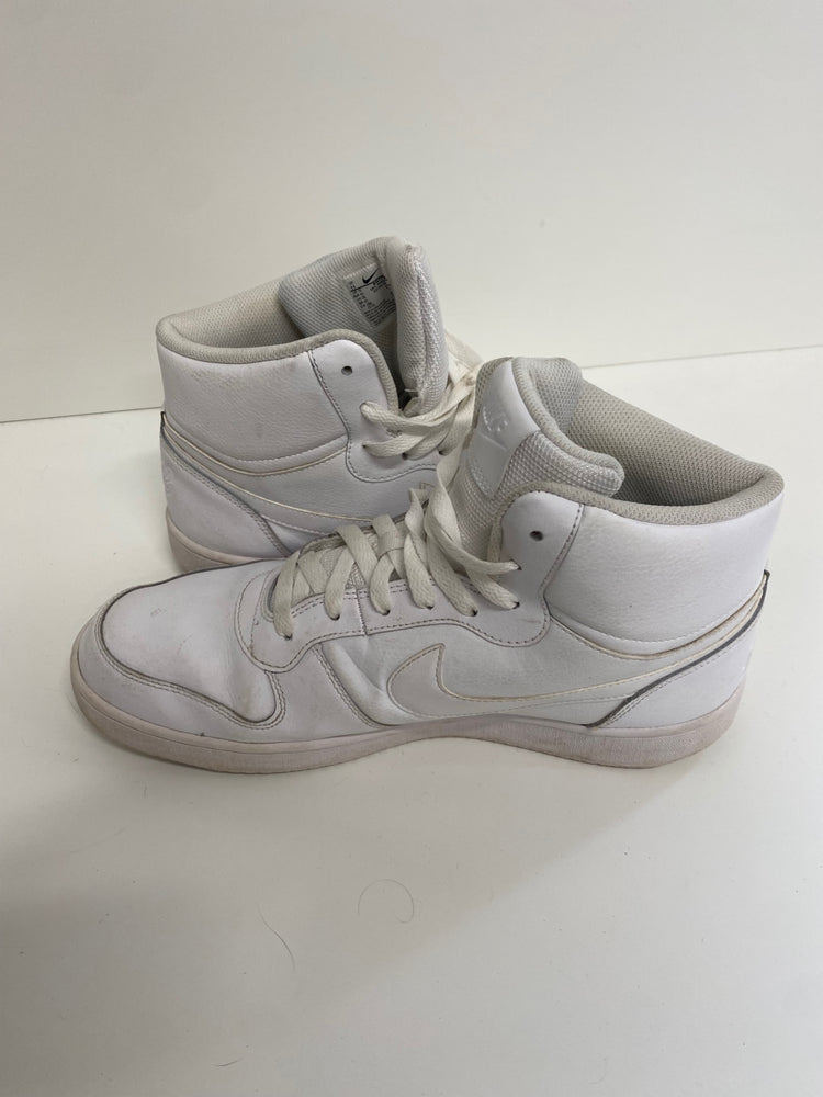 Fabulous Nike Ebernon mid Sneakers UK10 White