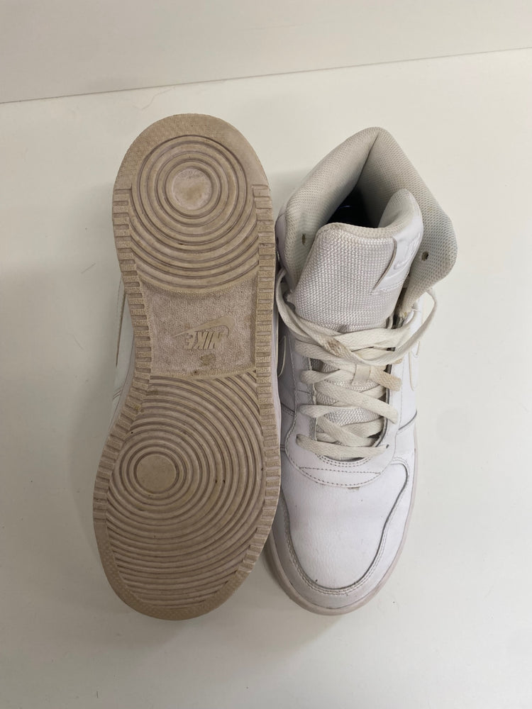 Fabulous Nike Ebernon mid Sneakers UK10 White