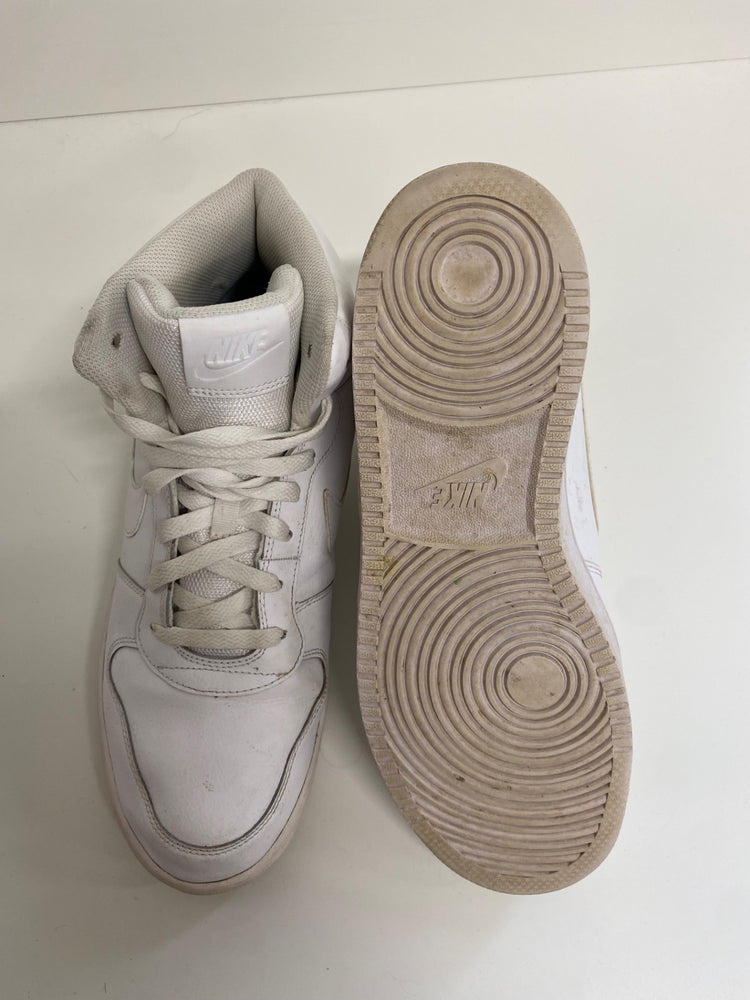 Fabulous Nike Ebernon mid Sneakers UK10 White