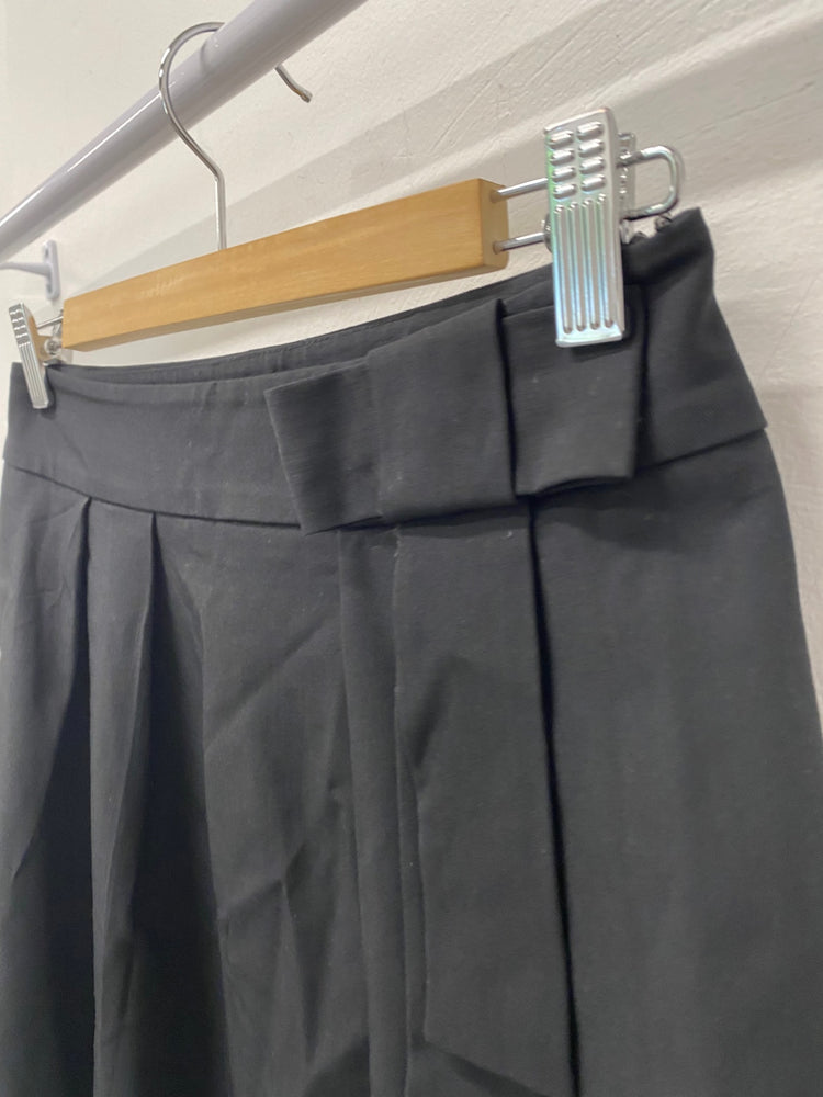 Fabulous Whistles mini Skirt Uk8 Black Bow detail SN005