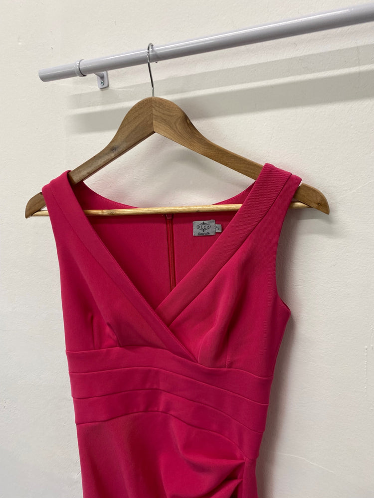 Fabulous Diva Dress Uk8 Pink fitted Forma or Party SN005