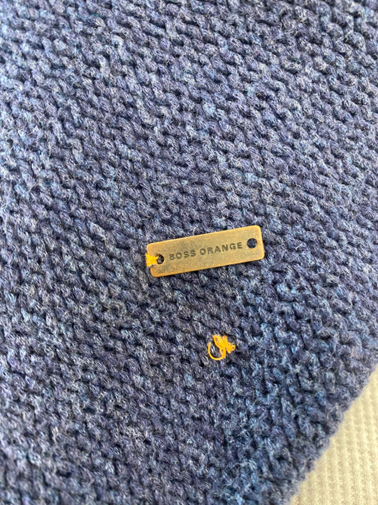 Classic Hugo Boss Sweater UK M Navy knit KB001