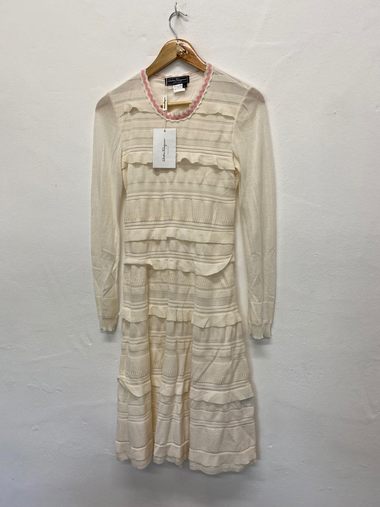 Fabulous Salvatore Ferragamo tiered knitted Dress UKS Cream Stunning KB001