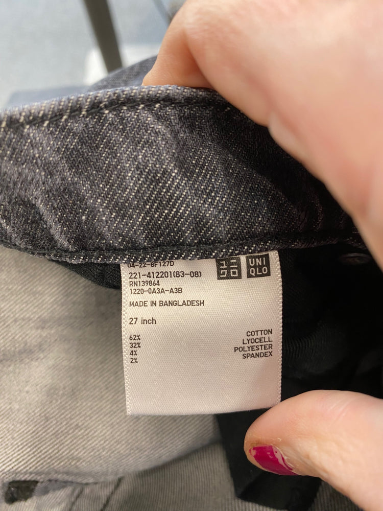 Fabulous Uniqlo straight high rise Jeans W28” L27” grey wash KB001