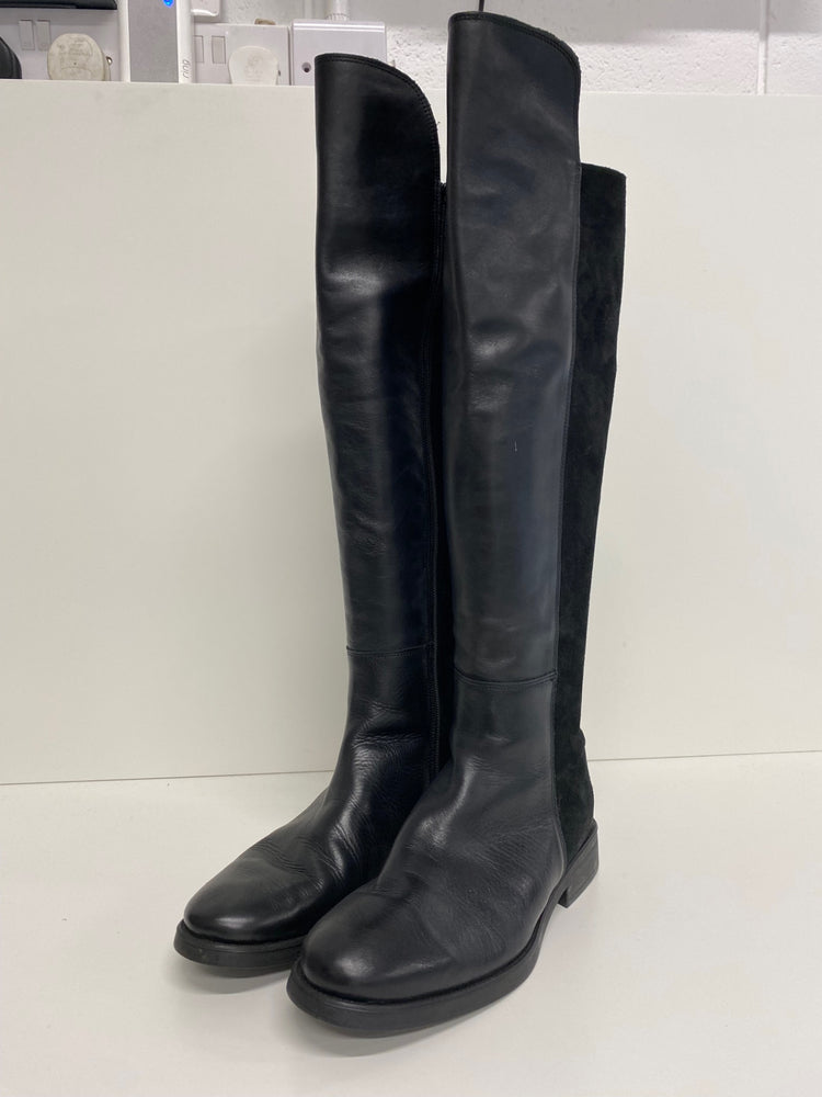 Fabulous KMB over the knee leather Boots UK6 Black Flat classics KB001