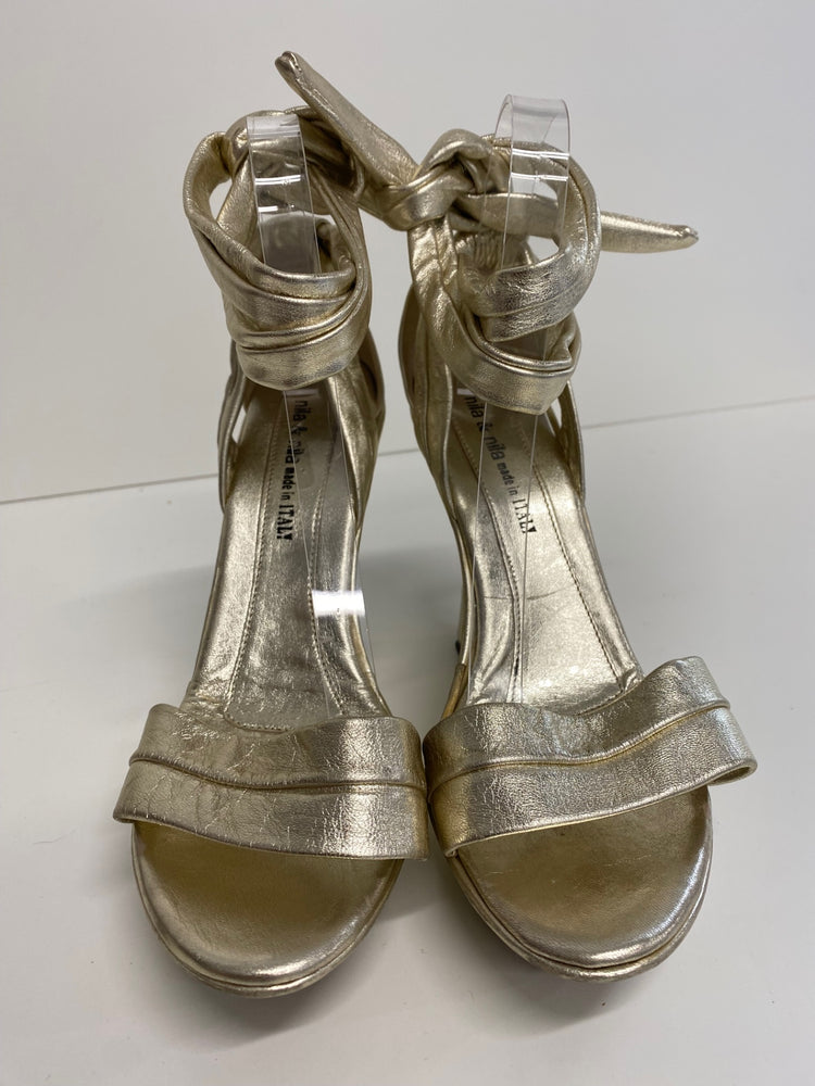 Fabulous Nila & Nila wedge ankle strap Sandals Uk8 Gold High wedge GM143