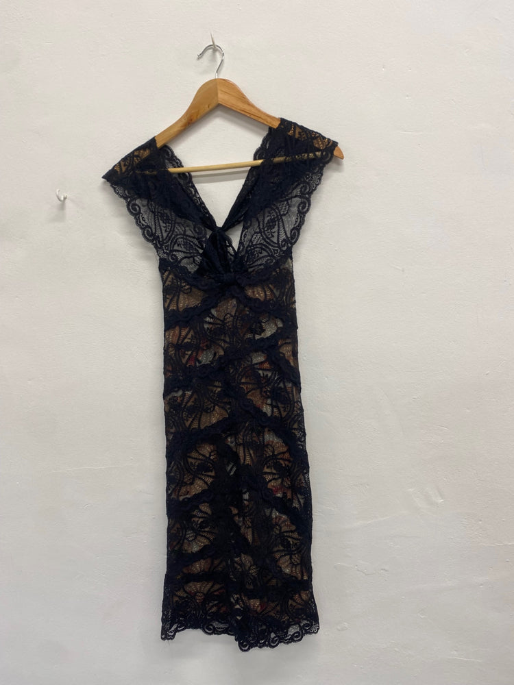 Fabulous Nicole miller Dress UK 6 Black lace midi SM438