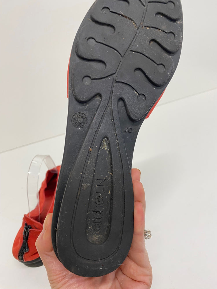 Fabulous Arche suede small wedge Sandals Uk7 Red SO001