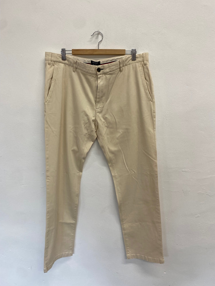 Fabulous GANT Trousers W38" Cream cropped L34 LO442