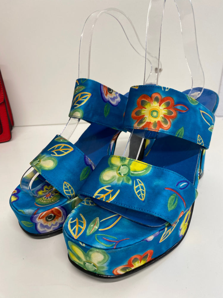 Fabulous vintage 1990’s Y2K Carvela floral platform Sandals UK5 NR001