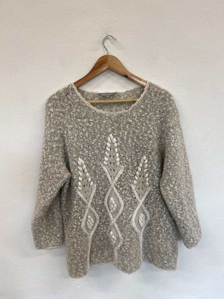 Fabulous Unknown Sweater Beige