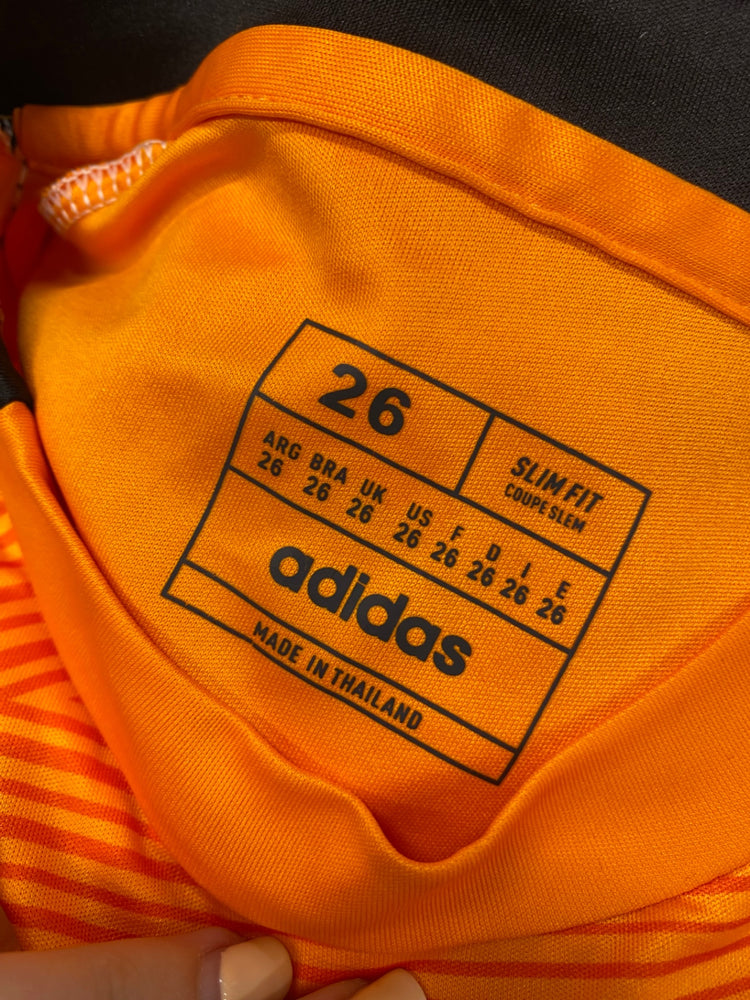 Fabulous Adidas Football kit Age 9-10 Orange Bellingham 24-25 kit Real Madrid #108 GWJ01