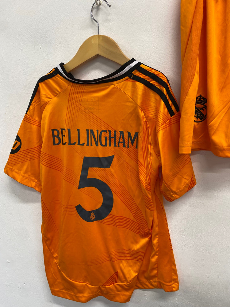 Fabulous Adidas Football kit Age 9-10 Orange Bellingham 24-25 kit Real Madrid #108 GWJ01