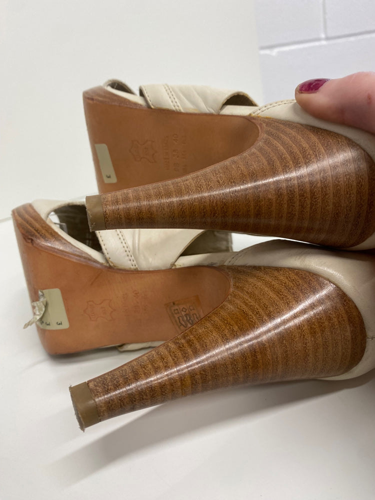 Fabulous Dune leather high heel summer peep toe Uk7 Cream leather CM061
