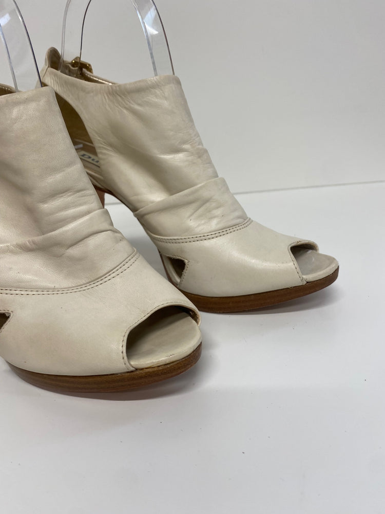 Fabulous Dune leather high heel summer peep toe Uk7 Cream leather CM061
