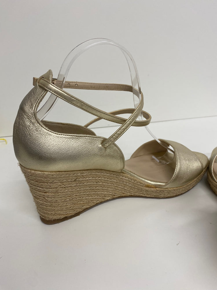 Fabulous Lk bennett Gold sandal espadrille Uk7 Gold ankle strap occasions CM061