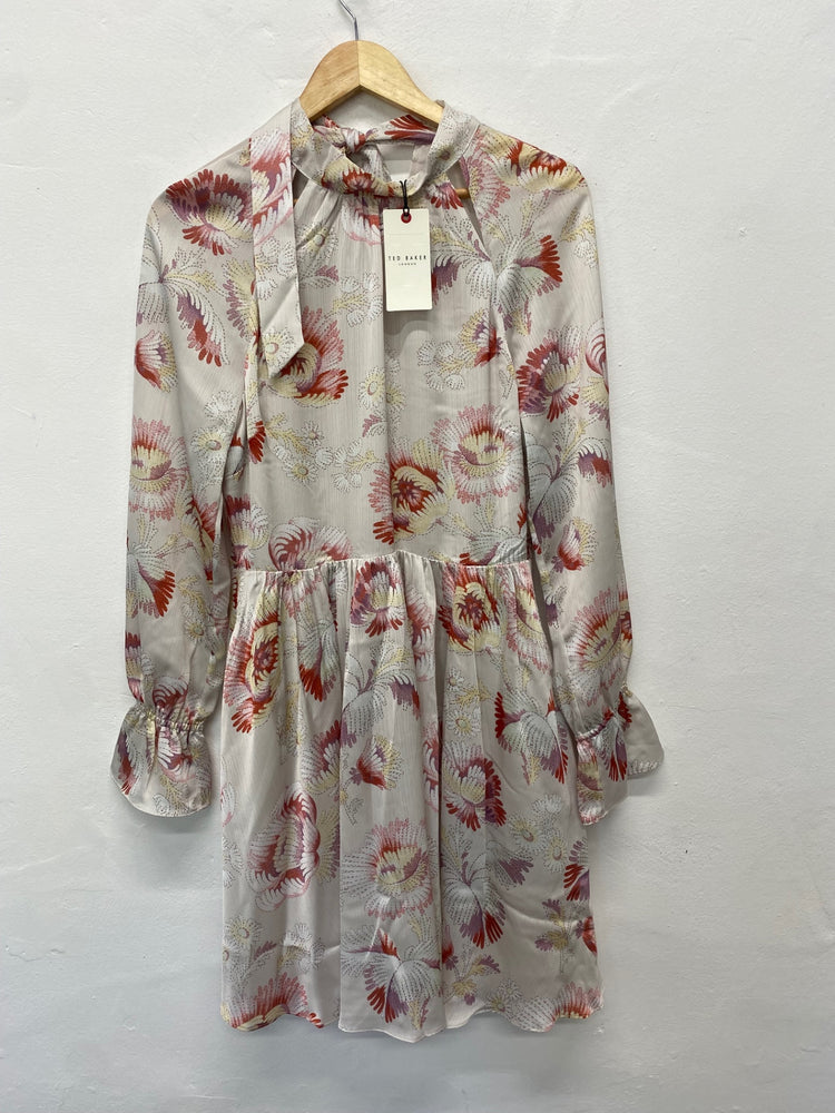 Fabulous Ted Baker Dinnaa Floral pussybow occasion Dress UK12 MultiColoured pastels LT272