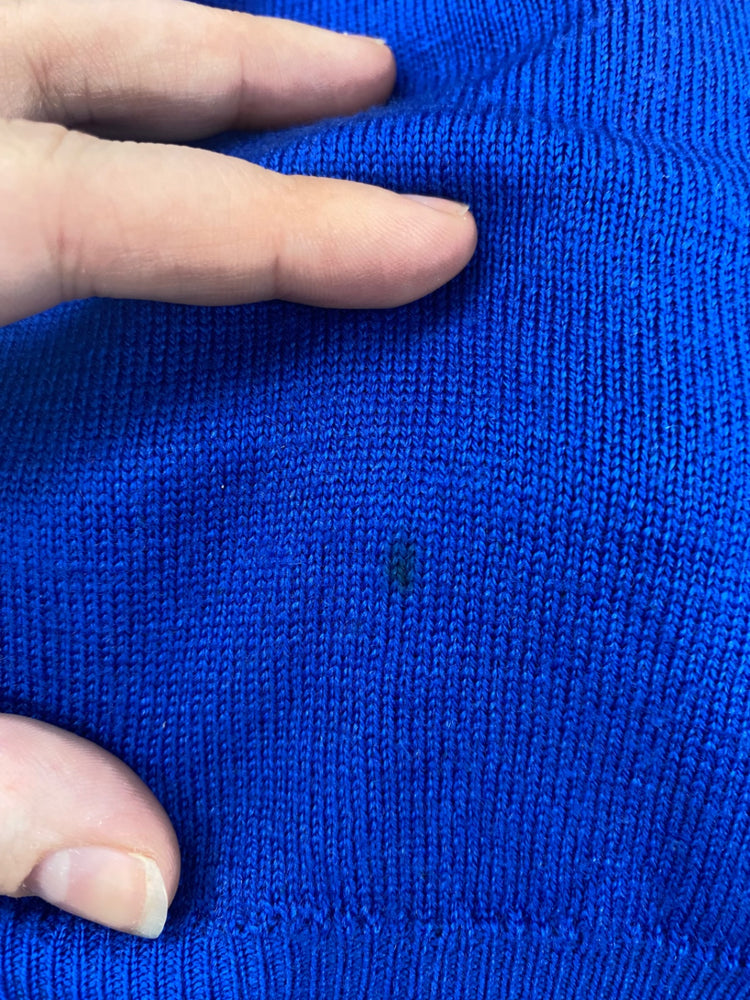 Fabulous Vintage Burberrys Blue Lambswool Jumper 15-16yrs KM001