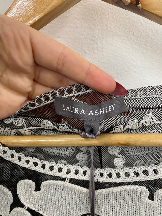 Fabulous Laura Ashley Black & Ivory Boho Mesh Blouse UK L DB457