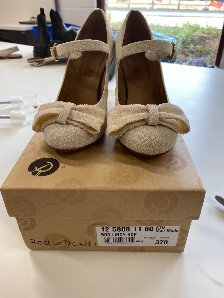 Fabulous Red or Dead Heels UK4 Ivory Lindy Hop New AO001