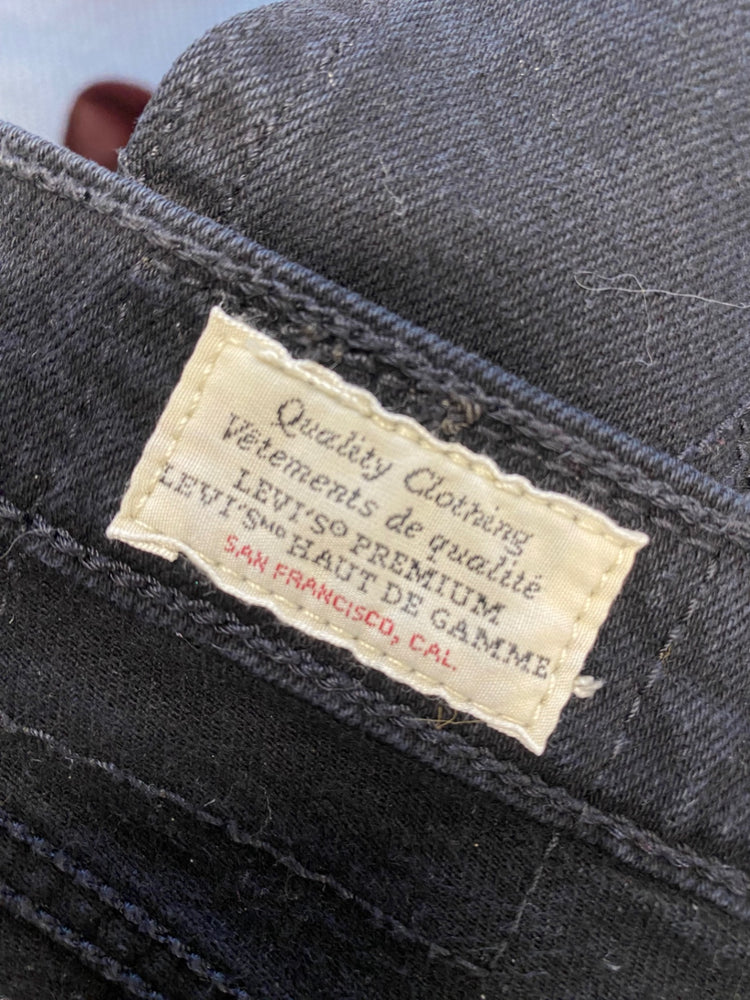 Fabulous Levis wedgie Jeans W 27 L 27.5 Black distressed AO001