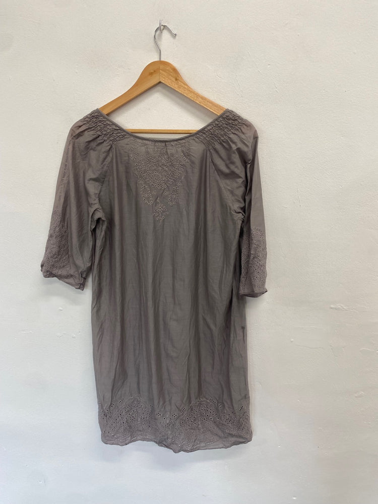 Fabulous Massimo dutti broderie Dress UK 12 Grey broderie GM143