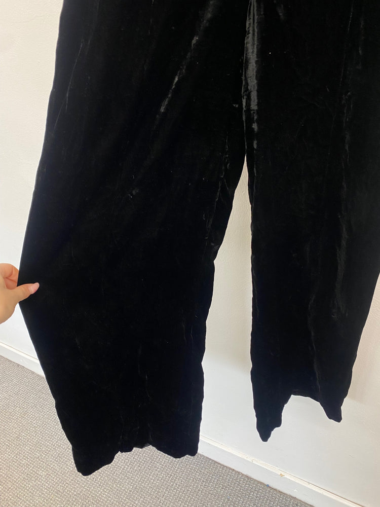 Fabulous Whistles Jumpsuit UK 8 Black velvet zip front ZB458