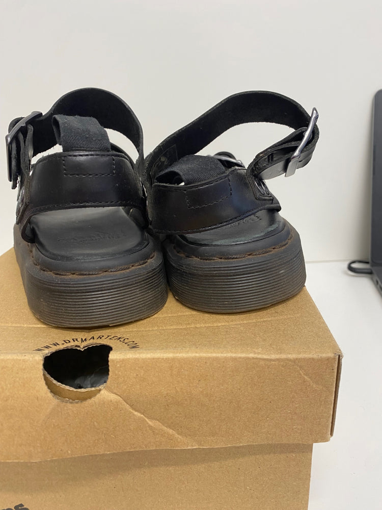 Fabulous Dr. Martens Gryphon Sandals 4 Black leather ZB458
